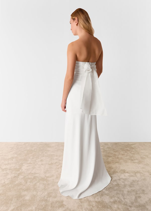 Ivory Ellis Strapless Wedding Dress